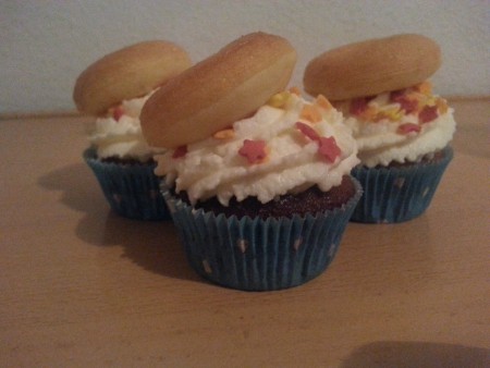 Cupcakes con MiniDonuts